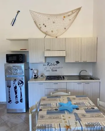 Poseidon House * サンタ・テレーザ・ガッルーラ